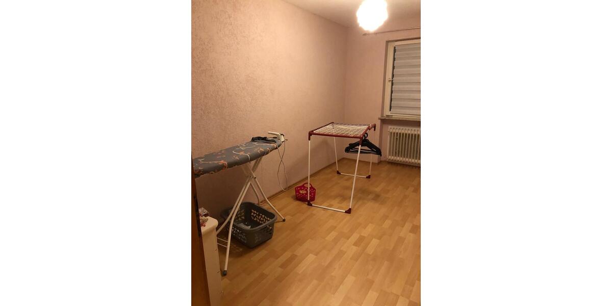 Erdgeschoßwohnung Ottweiler - 3 Zimmer, 90 m&sup2;, 650&euro; | Angebot:26068259