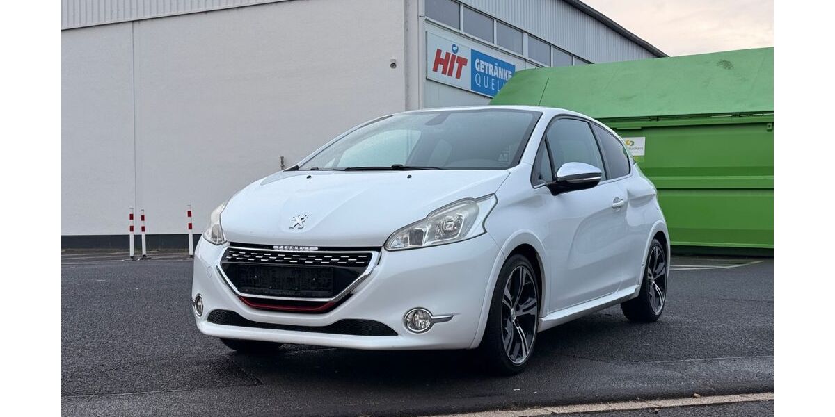 Peugeot 208 176.000 km 6.599 &euro; Euskirchen 53879