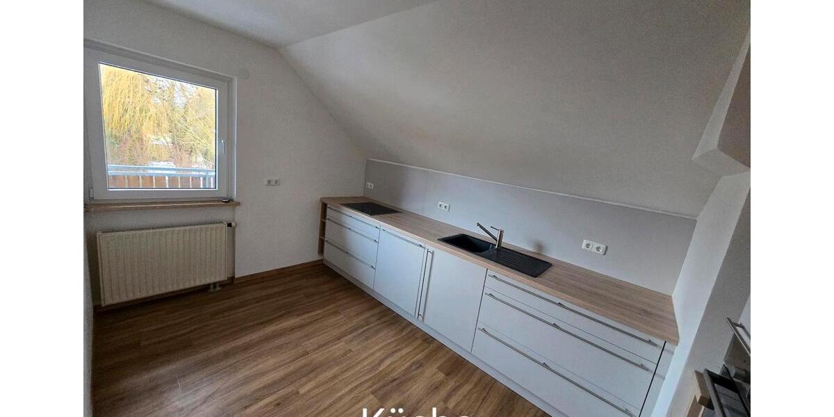 Dachgeschoßwohnung Würzburg Heuchelhof - 3.5 Zimmer, 83 m&sup2;, 1.130&euro; | Angebot:25392077