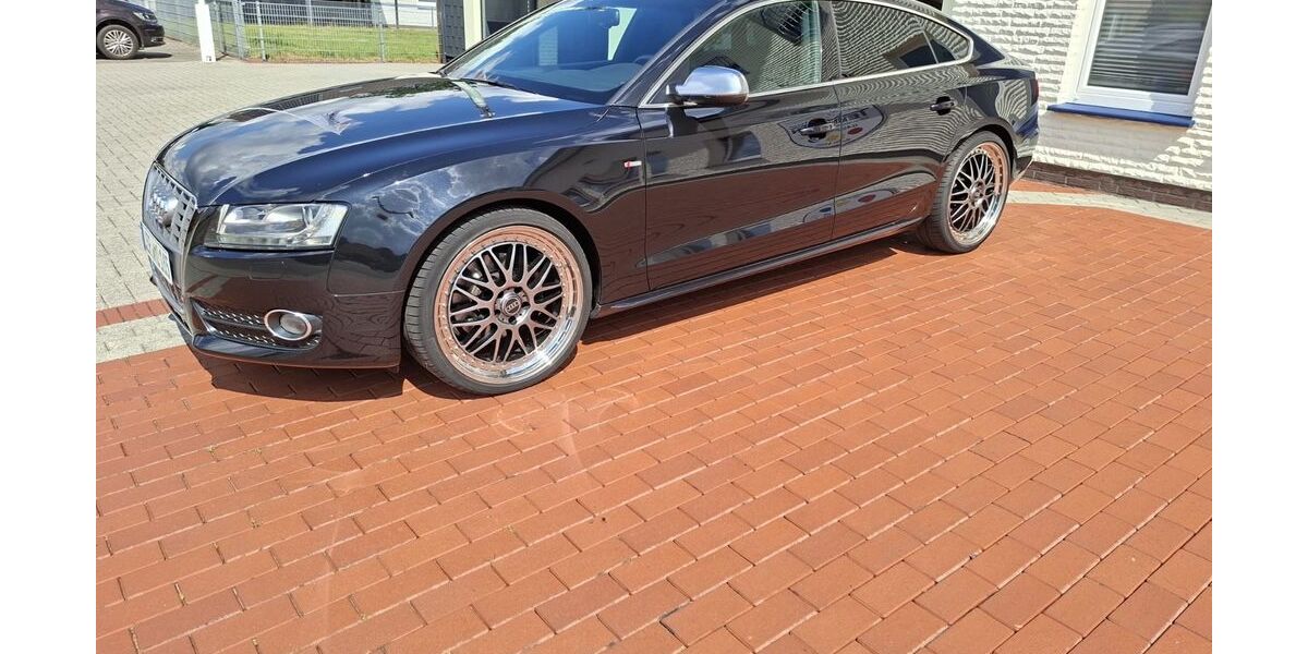 Audi A5 96.900 km 11.490 &euro; Rhauderfehn 26817