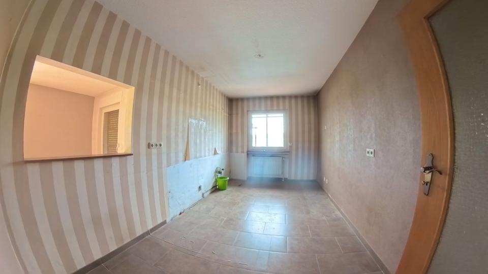 Einfamilienhaus Büdingen - 8 Zimmer, 178 m&sup2;, 395.000&euro; | Angebot:27084213