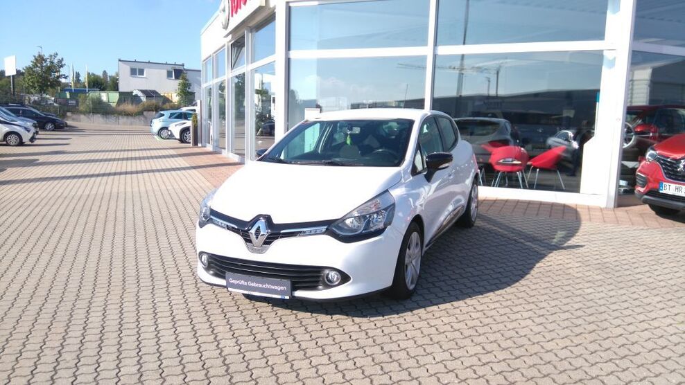 Renault Clio 130.000 km 7.700 € Betzenstein 91282