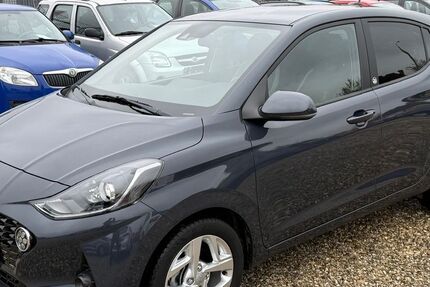 Hyundai i10 7.935 km 12.998 &euro; Leipzig 04179