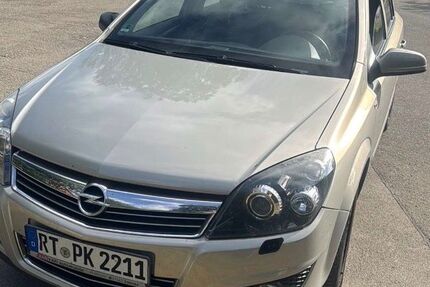 Opel Astra 136.000 km 4.250 &euro; Hülben 72584