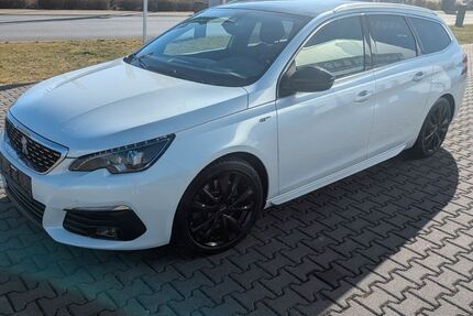 Peugeot 308 93.000 km 16.800 € Beselich 65614