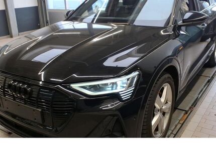 Audi e-tron 60.160 km 38.470 &euro; Aachen 52078