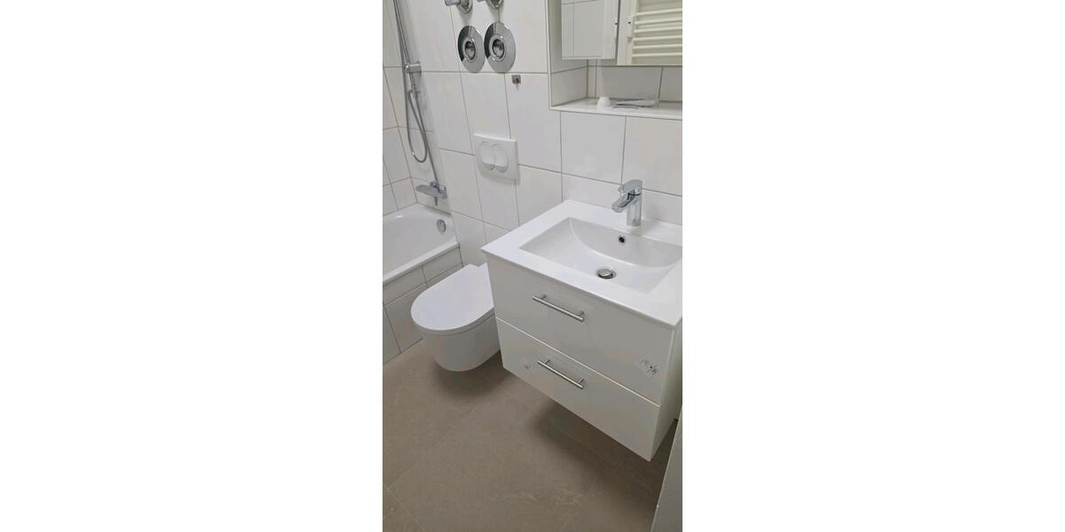 Dachgeschoßwohnung Hanau Großauheim - 2 Zimmer, 69 m&sup2;, 215.000&euro; | Angebot:27204272