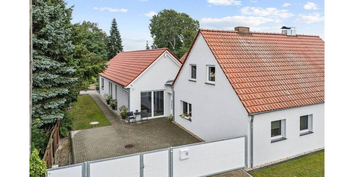Doppelhaushälfte Neutrebbin - 6 Zimmer, 194 m&sup2;, 349.000&euro; | Angebot:25713922