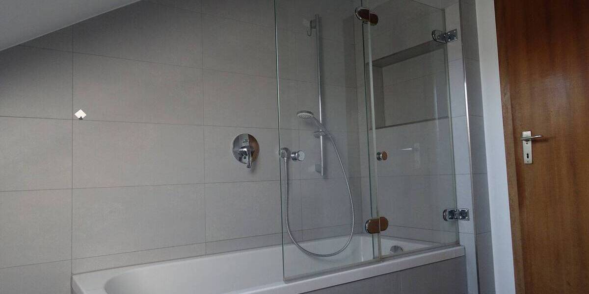 Einfamilienhaus Idstein - 6 Zimmer, 190 m&sup2;, 650.000&euro; | Angebot:26376978