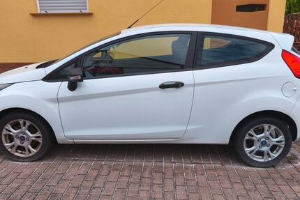 Ford Fiesta 90.000 km 4.250 &euro; Spiesen-Elversberg 66583