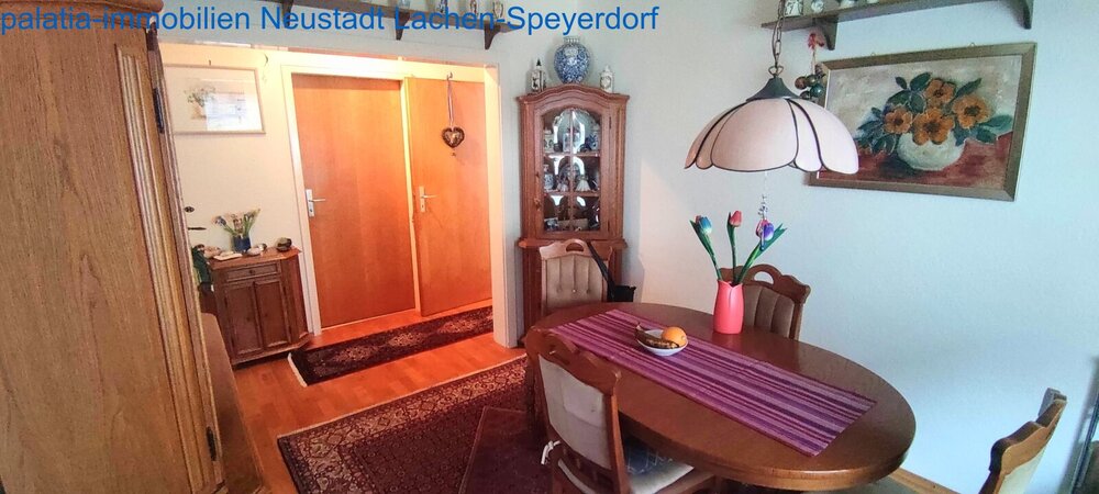 Haus in Hambach in schöner Wohnlage mit Garten - Zweifamilienhaus Neustadt Hambach | Angebot:27083849