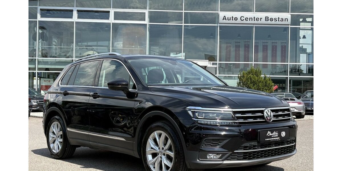 VW Tiguan 1.5 TSI Highline 360°/NAVI/CARPLAY/PANO 110.221 km 22.900 &euro; Villingen-Schwenningen 78054
