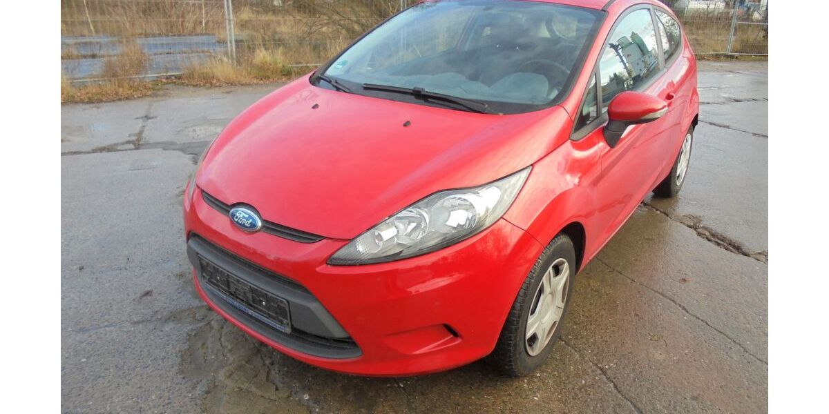 Ford Fiesta 73.000 km 2.750 &euro; Chemnitz 09114