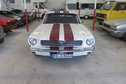 Ford Mustang 84.800 km 37.500 &euro; Kiel 24116