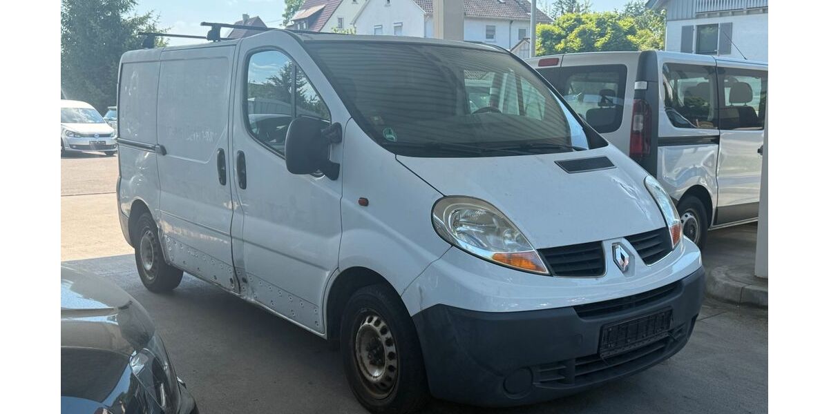Renault Trafic 186.000 km 4.900 &euro; Gomaringen 72810