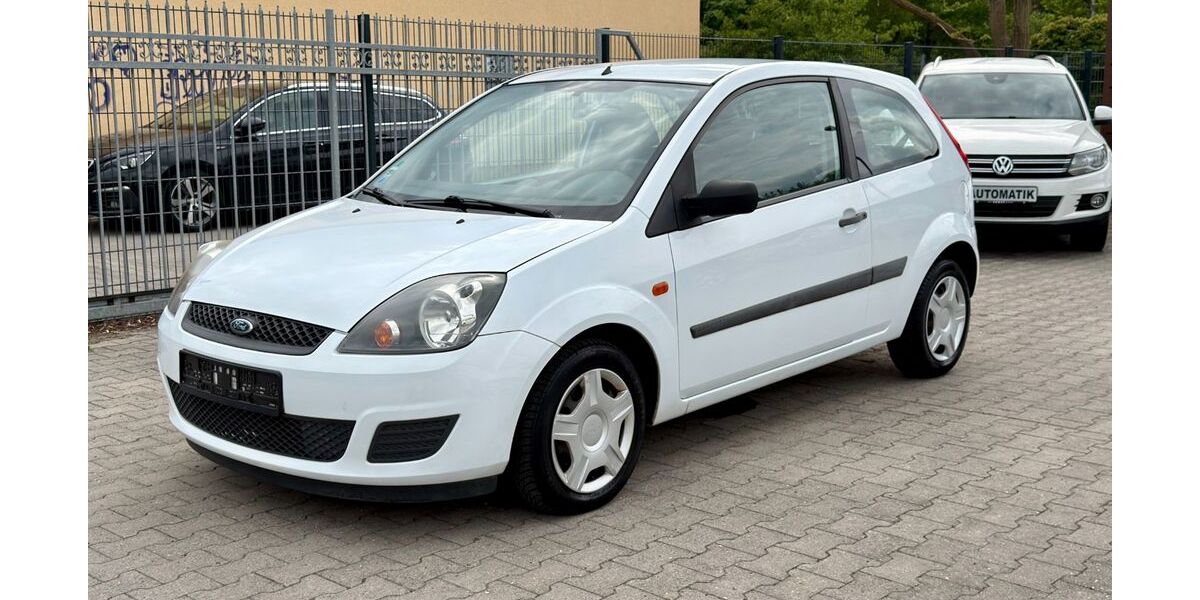 Ford Fiesta 106.230 km 2.222 &euro; Blankenfelde-Mahlow 15827