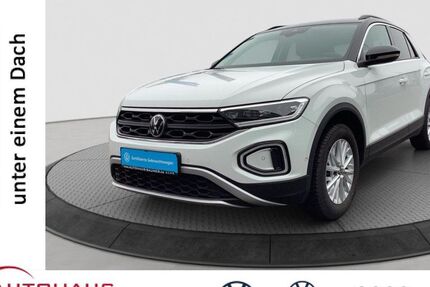 VW T-Roc 8.047 km 24.850 &euro; Abensberg 93326