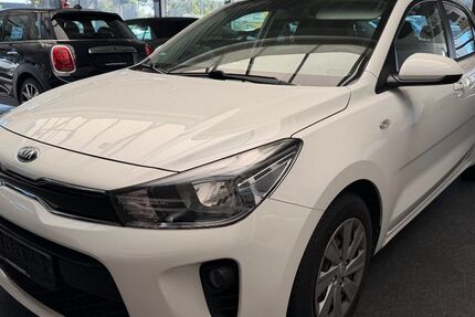 Kia Rio 76.000 km 9.190 &euro; Minden 32425