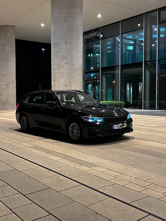 BMW 320 149.999 km 17.850 € Nürnberg 90403
