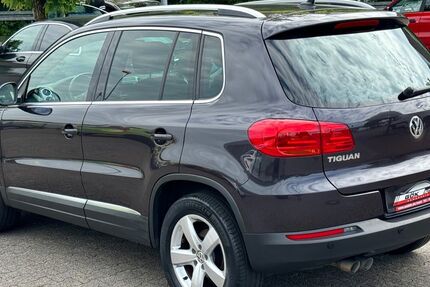 VW Tiguan 212.000 km 8.990 &euro; Remscheid 42897