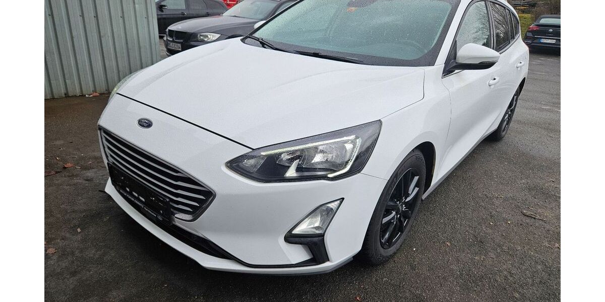 Ford Focus 120.400 km 10.490 &euro; Bad Oldesloe 23843