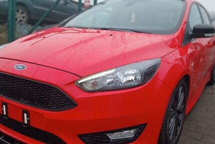 Ford Focus 145.000 km 9.499 &euro; Berlin 13597