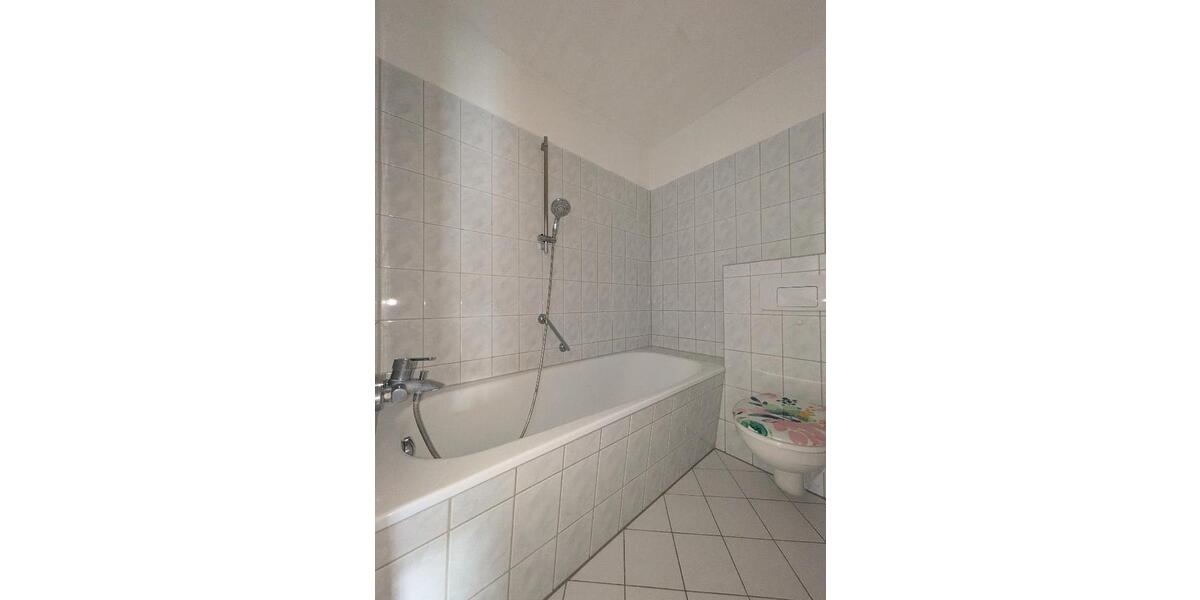 Etagenwohnung Burkhardtsdorf - 2 Zimmer, 57 m&sup2;, 340&euro; | Angebot:25871105