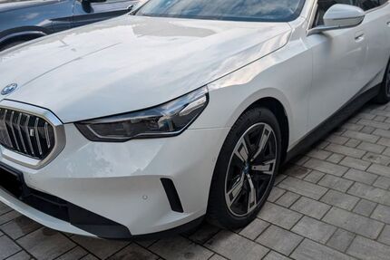 BMW i5 5.000 km 52.990 &euro; Leipzig 04207