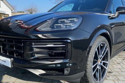 Porsche Cayenne 9.900 km 116.890 € Raubling 83064
