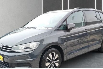 VW Touran 8.488 km 34.444 &euro; Berlin 13581