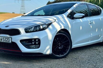 Kia ceed / Ceed 126.000 km 9.400 &euro; Taufkirchen 84416