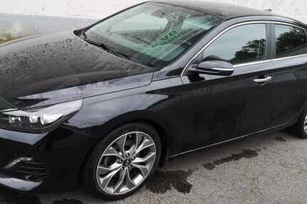 Hyundai i30 95.000 km 12.999 &euro; Kiel 24147