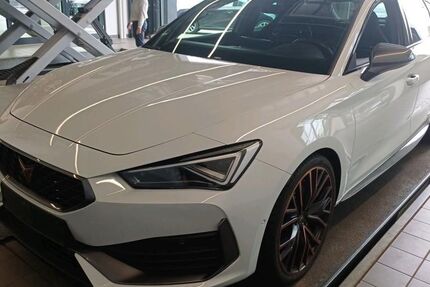 Cupra Leon 34.497 km 30.686 &euro; Hagen 58091