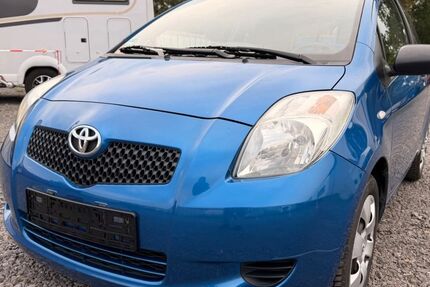 Toyota Yaris 265.400 km 990 &euro; Langenselbold 63505