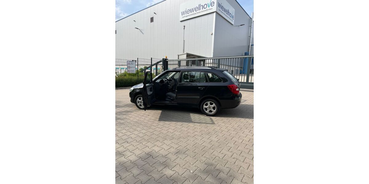 Skoda Fabia 37.116 km 7.300 &euro; Ibbenbüren 49479
