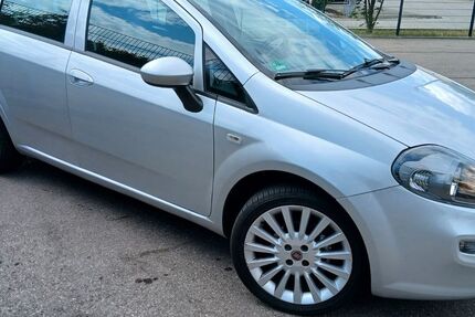 Fiat Punto 67.400 km 5.400 &euro; Eislingen 73054
