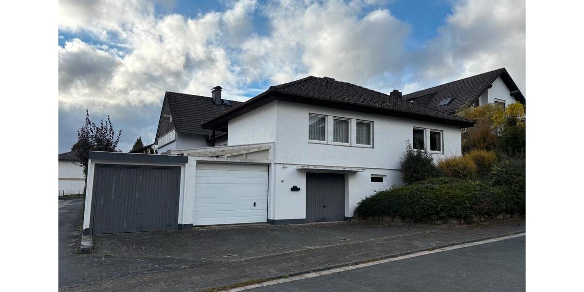 großes Einfamilienhaus in Usingen in Toplage von Privat 7 zimmer