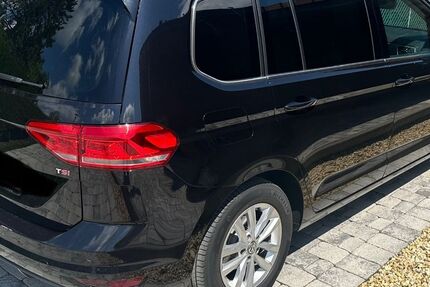 VW Touran 87.000 km 18.800 &euro; Wüstenrot 71543