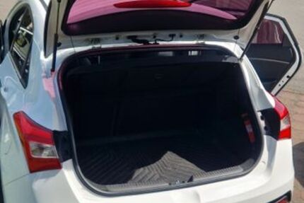 Hyundai i30 103.000 km 10.800 &euro; Wirft 53534