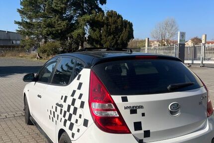 Hyundai i30 25.300 km 7.999 &euro; Leipzig 04178