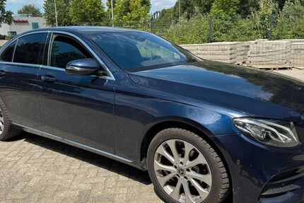 Mercedes-Benz E 200 220.000 km 15.850 &euro; Brühl 50321