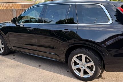 Volvo XC90 131.000 km 32.900 &euro; München 81247