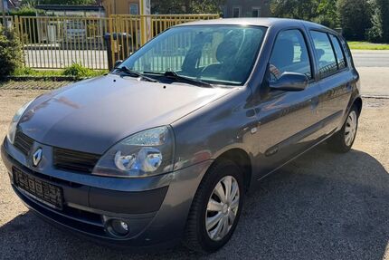 Renault Clio 87.500 km 1.990 &euro; RIESA 01589