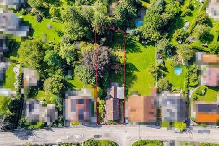 mit Bauvorbescheid- großes Grundstück mit EFH zur Wohntraumgestaltung - Neubau oder Kernsanierung