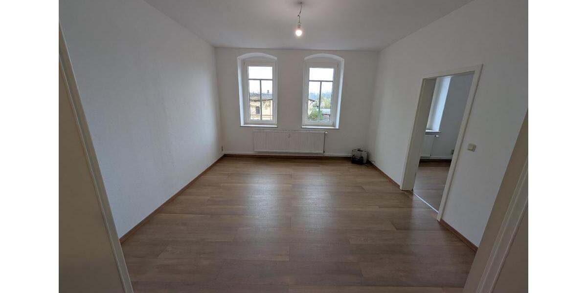 Etagenwohnung Nossen - 2 Zimmer, 48 m&sup2;, 299&euro; | Angebot:26337406
