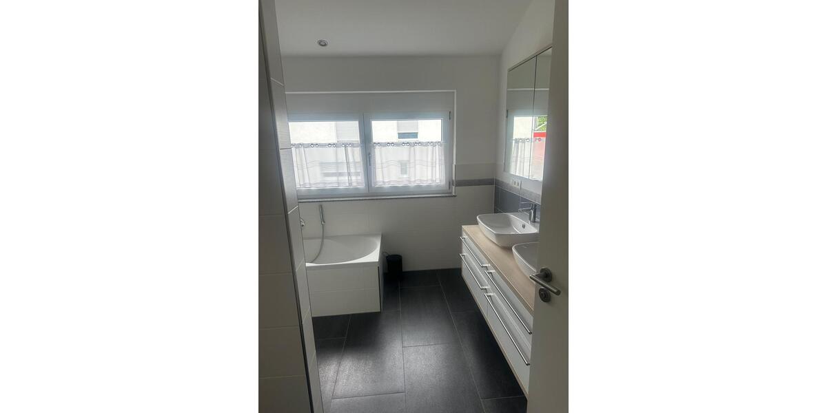 Etagenwohnung Lohr am Main - 3 Zimmer, 88 m&sup2;, 890&euro; | Angebot:26626304