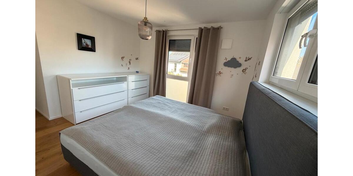 Etagenwohnung Wörrstadt - 4 Zimmer, 98 m&sup2;, 1.550&euro; | Angebot:26395670