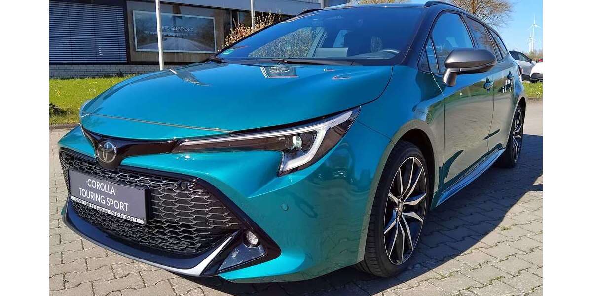 Toyota Corolla 19.000 km 33.990 &euro; Lichtenau 33165