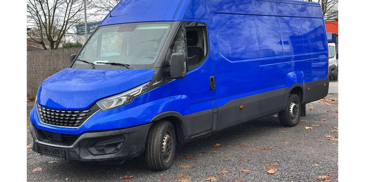 IVECO Andere 157.500 km 14.950 € Darmstadt 64293