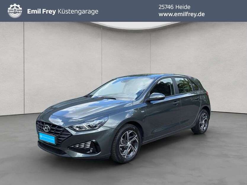 i30
